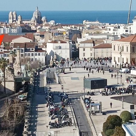 マルセイユLa Casa Des Petites Maries Terrasse Clim Wifiアパートメント エクステリア 写真