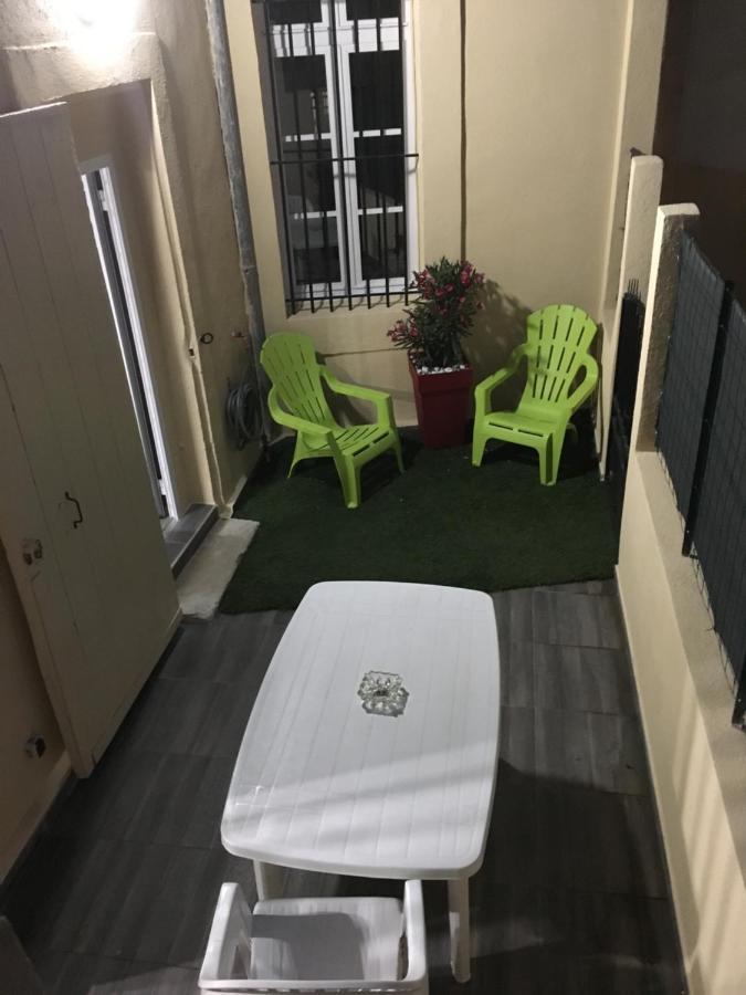 マルセイユLa Casa Des Petites Maries Terrasse Clim Wifiアパートメント エクステリア 写真